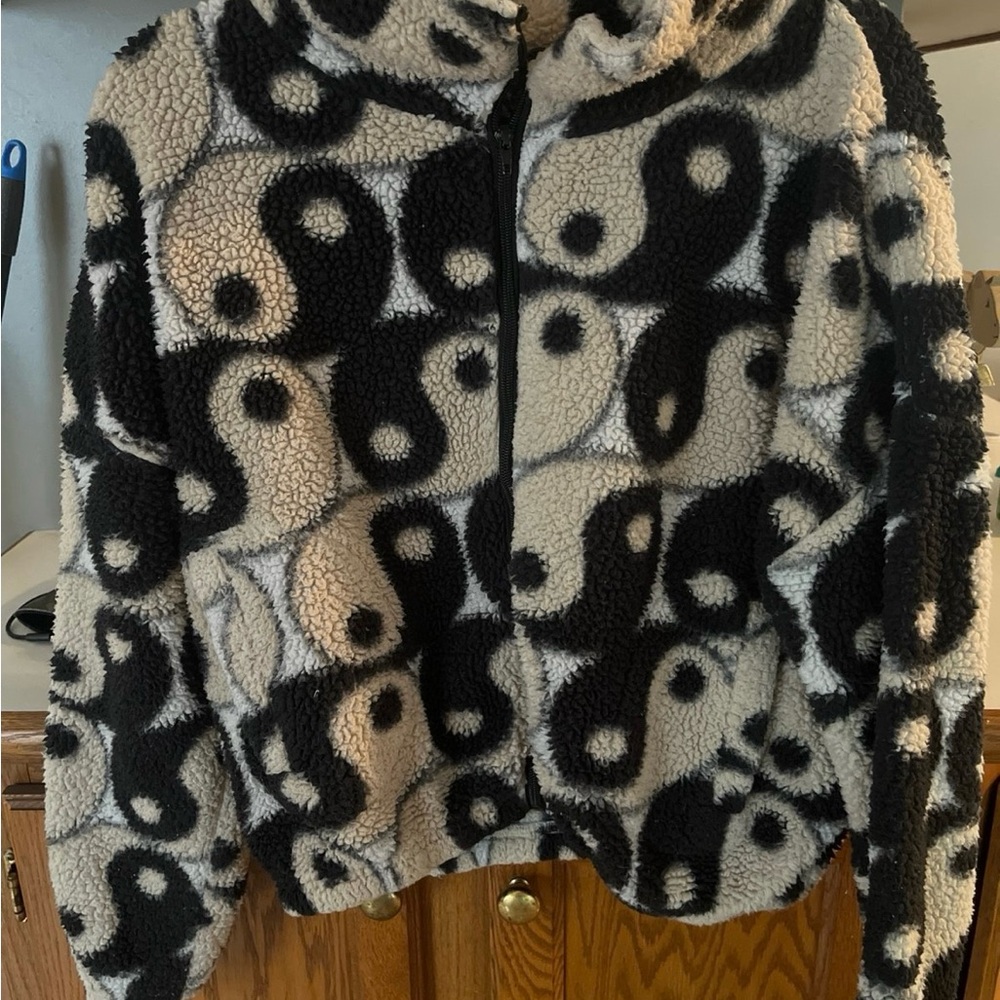 Yin Yang Patterned Fleece Jacket